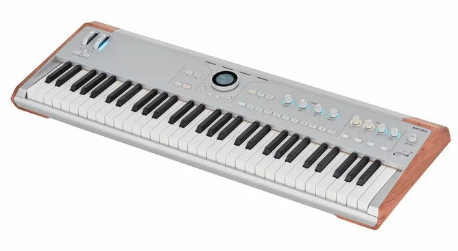 Arturia AstroLab 61 Silver framifrån mot vit bakgrund