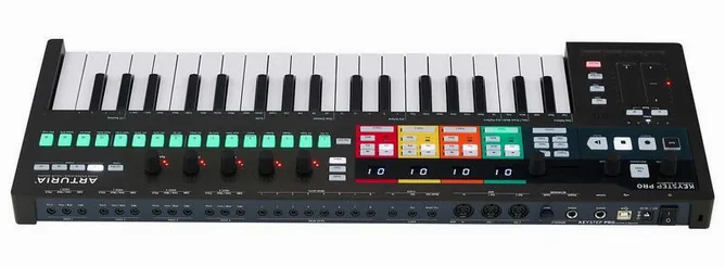 Arturia Keystep Pro Black Edition, vy 4