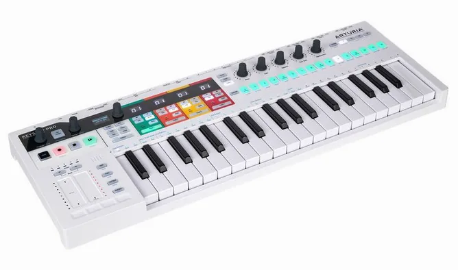 Arturia Keystep Pro, vy 3
