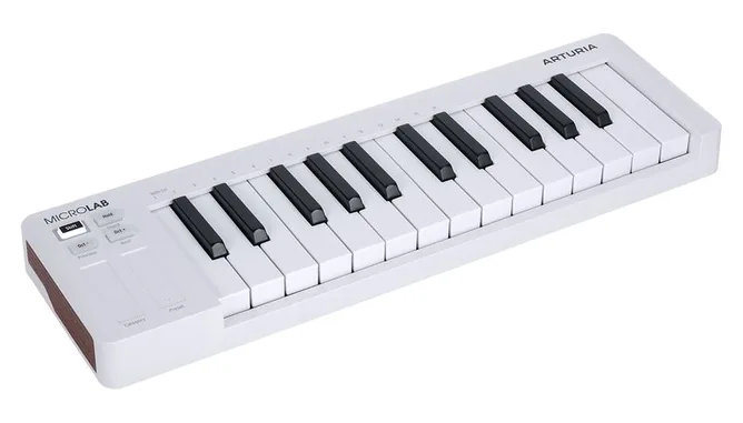 Arturia MicroLab Mk3 White, vy 3
