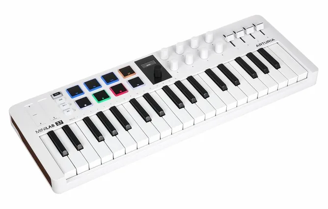 Arturia MiniLab 37 White, vy 3