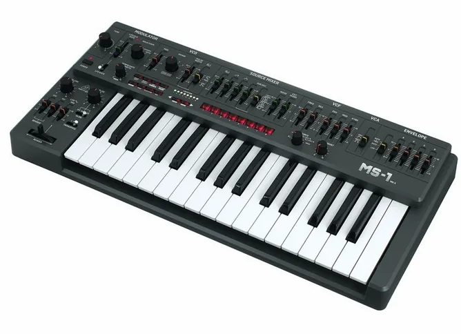 Behringer MS-1 MKII Grey framifrån mot vit bakgrund