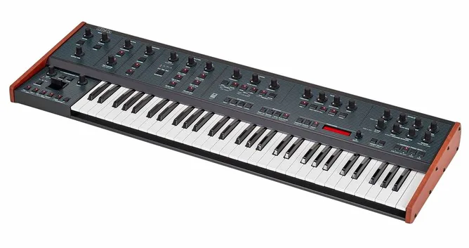 Behringer UB-Xa framifrån mot vit bakgrund