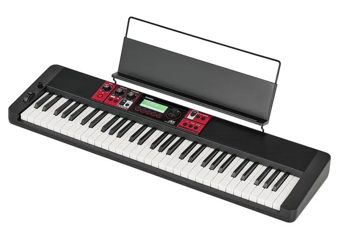 Casio CT-S1000V framifrån mot vit bakgrund