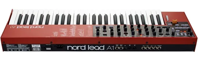 Clavia Nord Lead A1, vy 4