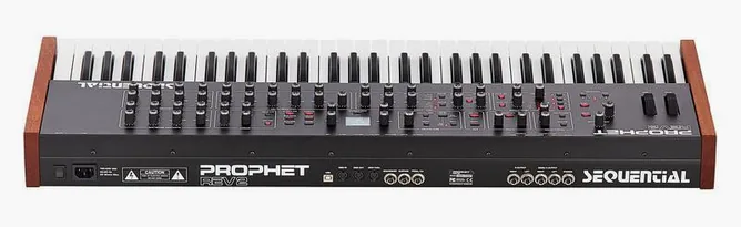 Sequential Prophet REV2-8, vy 4