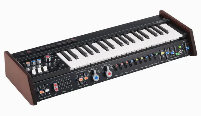 Korg miniKORG 700Sm, vy 3