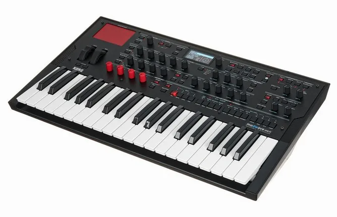 Korg Modwave MKII framifrån mot vit bakgrund