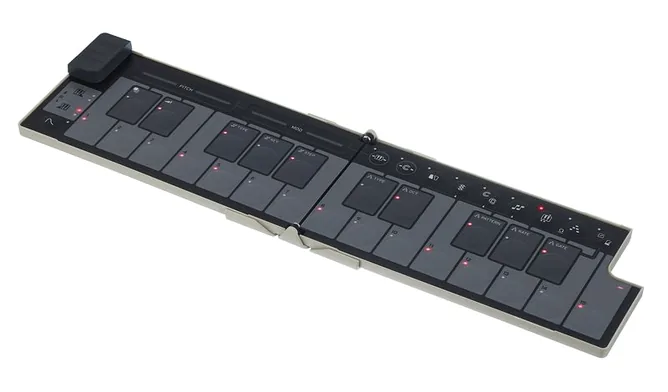 Korg nanoKEY Fold Sand Beige framifrån mot vit bakgrund