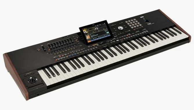 Korg PA-5X 76 International, vy 3
