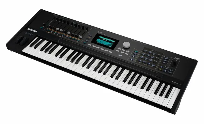 Kurzweil K2061 framifrån mot vit bakgrund