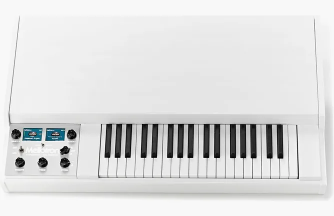 Mellotron M4000D, vy 2