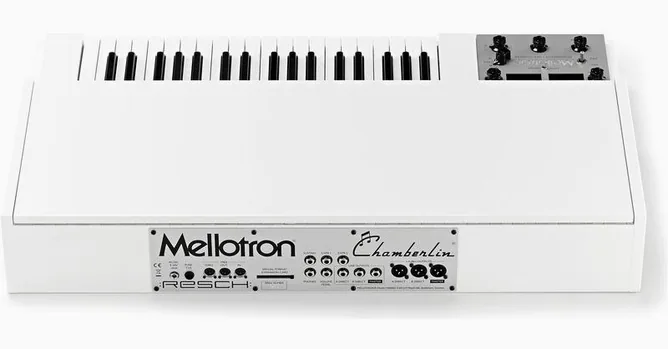 Mellotron M4000D, vy 4