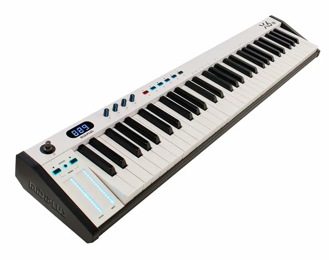 Midiplus X-6 III, vy 4