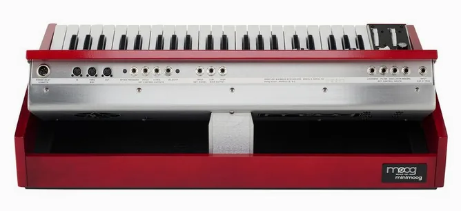 Moog Geddy Lee Minimoog Model D, vy 4