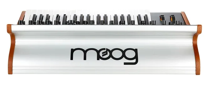 Moog Subsequent 37, vy 4