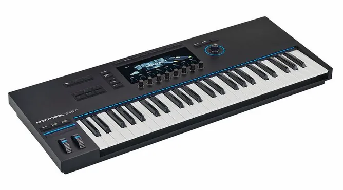 Native Instruments Kontrol S49 MK3, vy 3