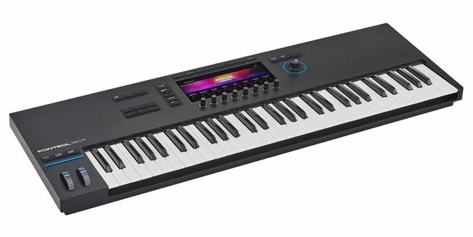 Native Instruments Kontrol S61 MK3, vy 3
