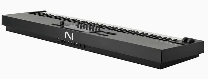 Native Instruments Kontrol S88 MK3 Komplete 26, vy 4