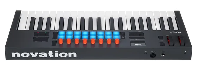 Novation FLkey 2 37, vy 4