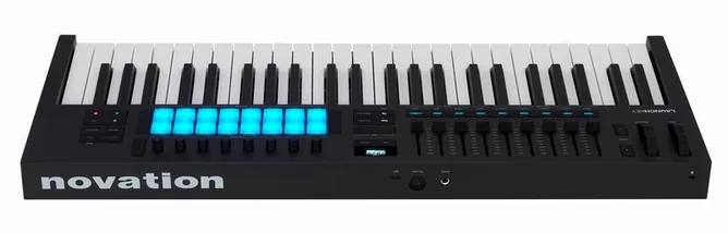 Novation Launchkey 49 MK4, vy 4
