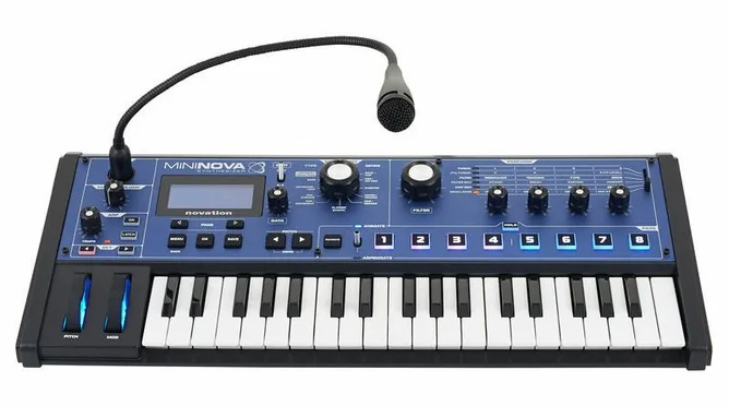 Novation MiniNova, vy 2