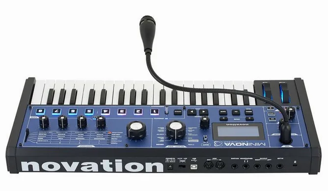 Novation MiniNova, vy 4