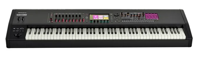Roland Fantom-8 EX, vy 2