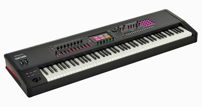 Roland Fantom-8 EX, vy 3