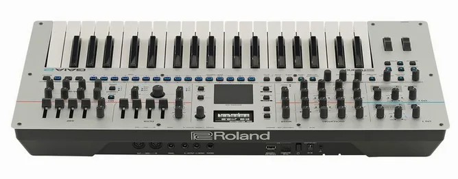 Roland GAIA 2, vy 4