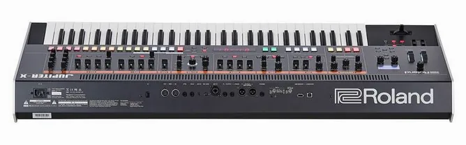 Roland Jupiter-X, vy 4
