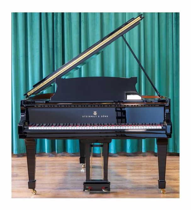 Steinway & Sons O-180, vy 4