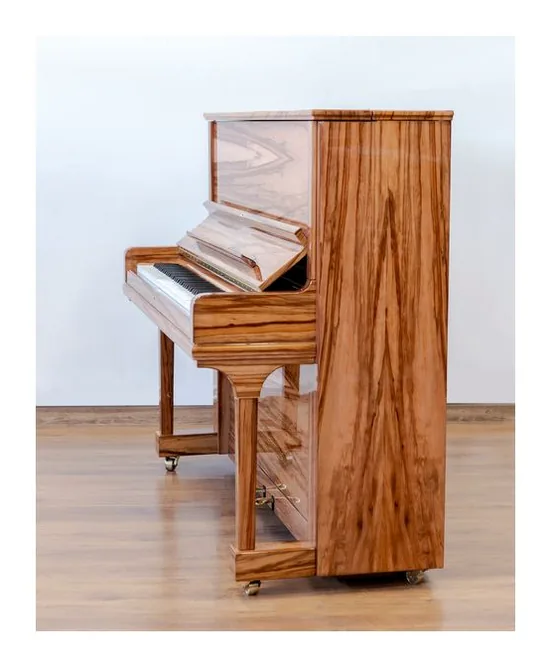 Steinway & Sons V-125 Amberwood, vy 4