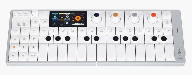 Teenage Engineering OP-1 field, vy 2