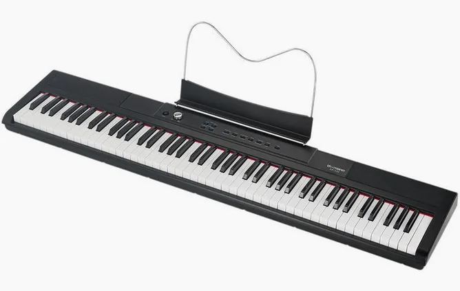 Thomann SP-320 framifrån mot vit bakgrund