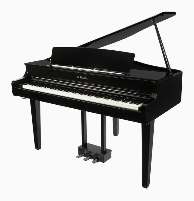 Yamaha CLP-865GP framifrån mot vit bakgrund