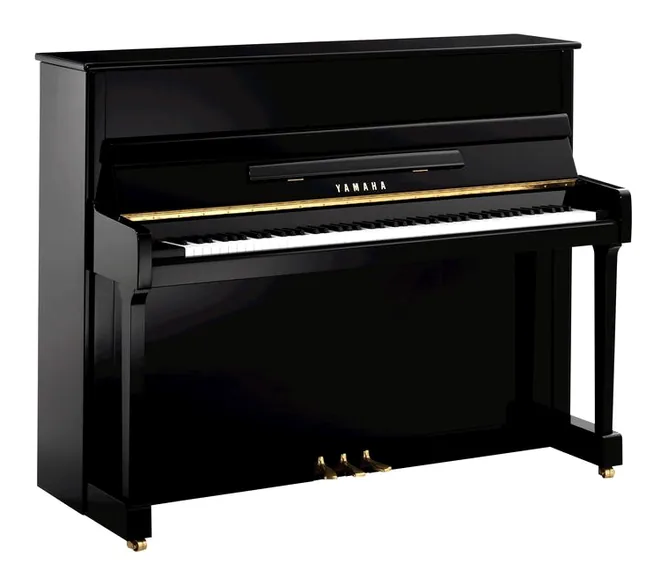 Yamaha P 116 M PE Upright Piano framifrån mot vit bakgrund