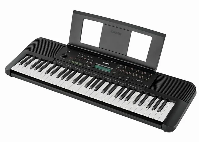 Yamaha PSR-E283 framifrån mot vit bakgrund