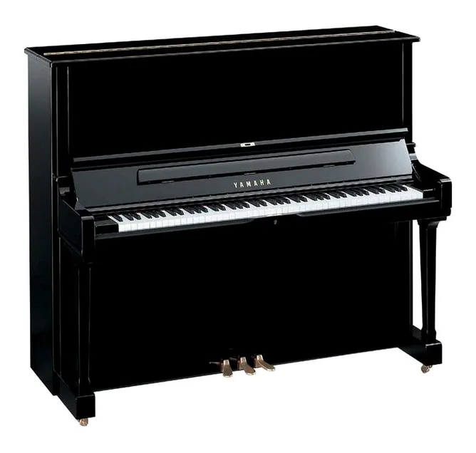 Yamaha SU 7 framifrån mot vit bakgrund